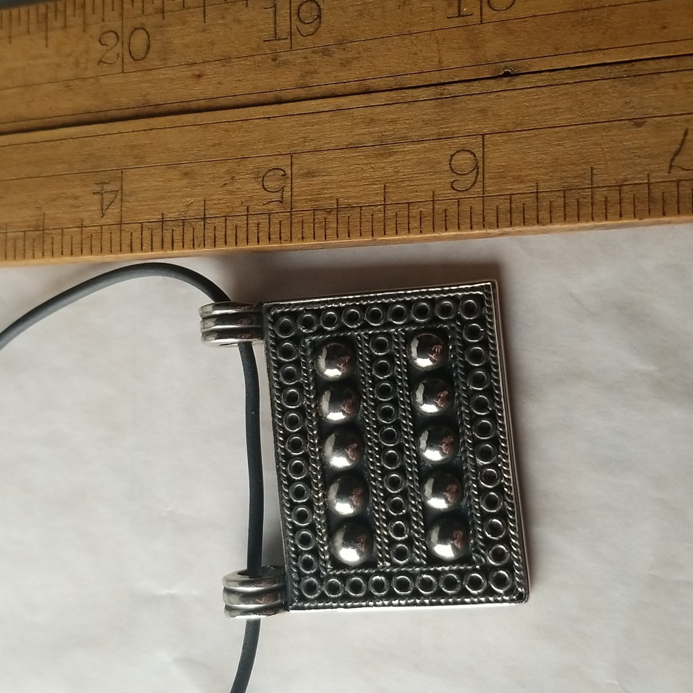 Rectangular Geometric Pendant - Picture 3 of 4